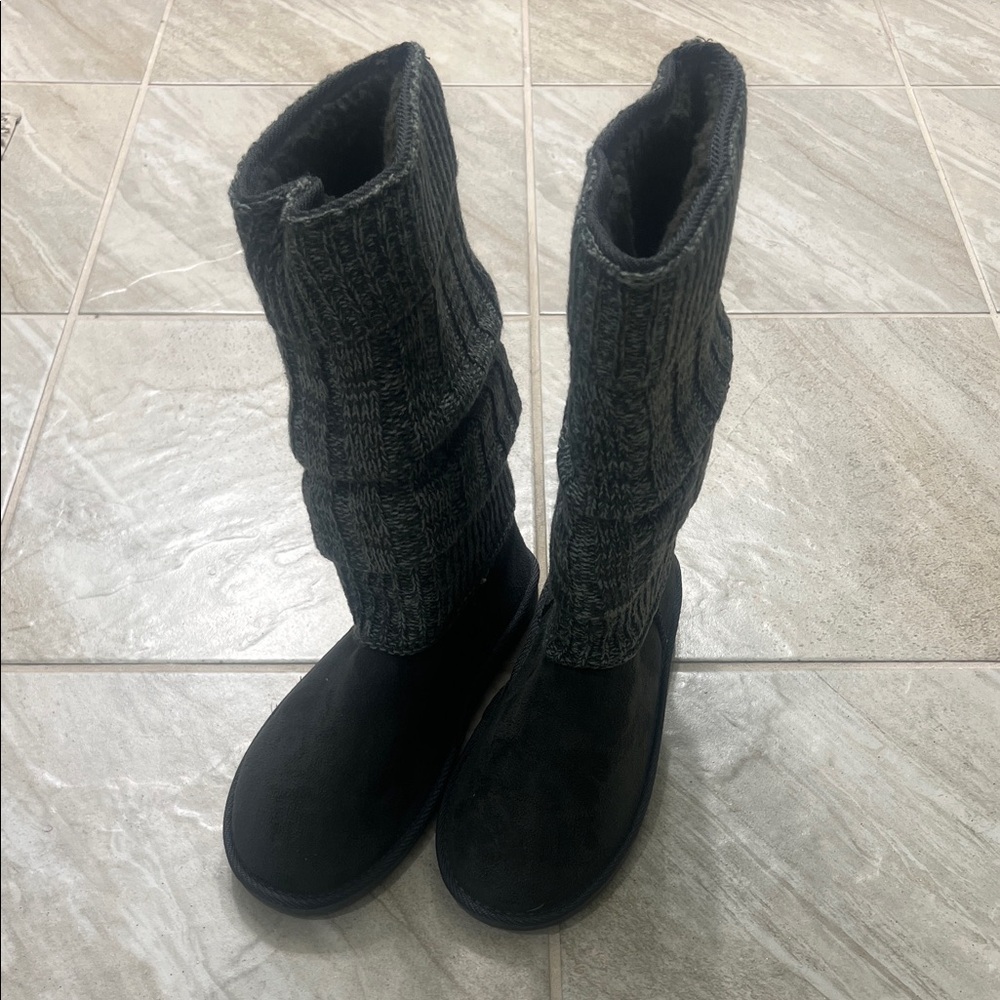 Bucco Grey Knit Winter Boots